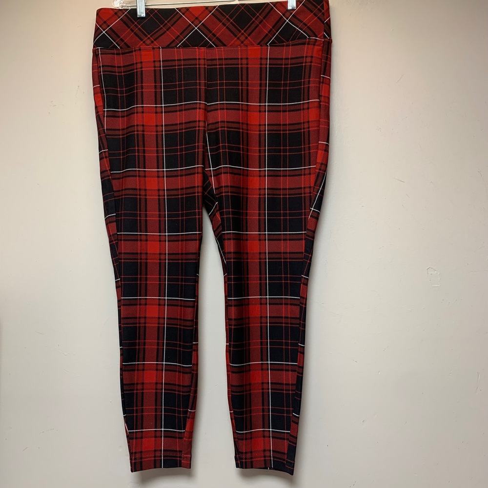 Torrid Pixie Pant Women 2X 18-20 Red Plaid NWT High Rise Skinny Legging